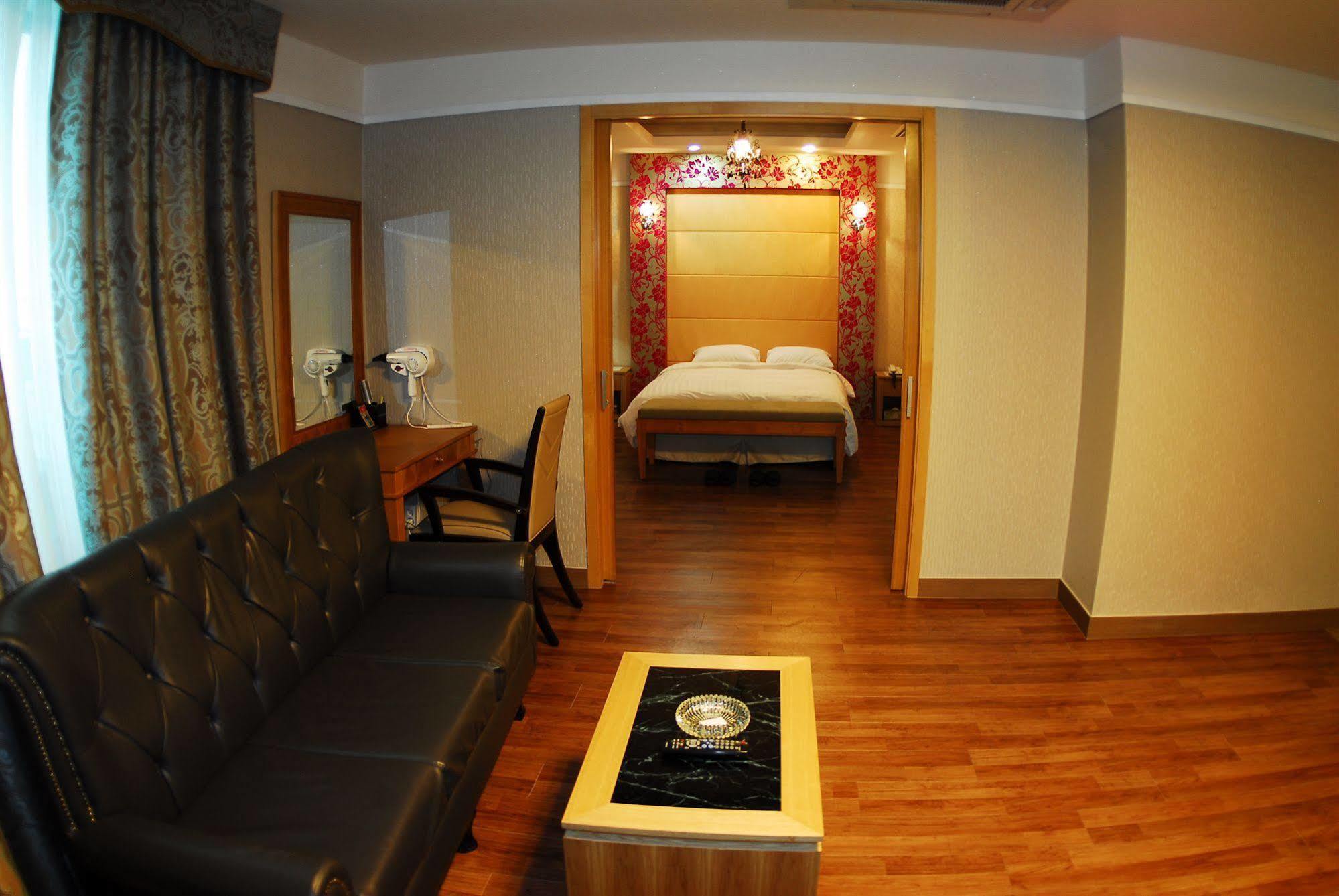 Tae Pyeong Yang Hotel Ansan Εξωτερικό φωτογραφία